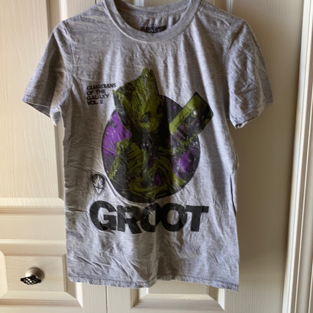 Groot Tee